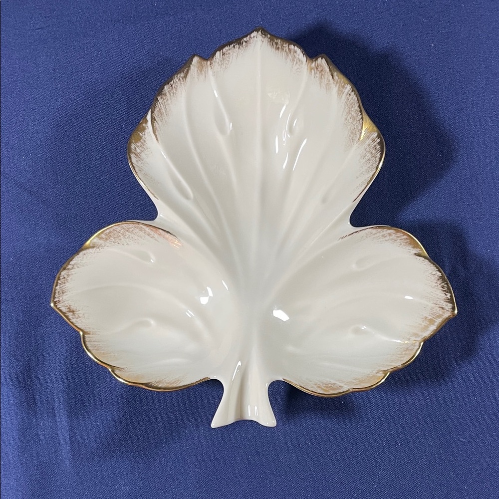 Lenox Cream and Gold Leaf-Shaped Dish